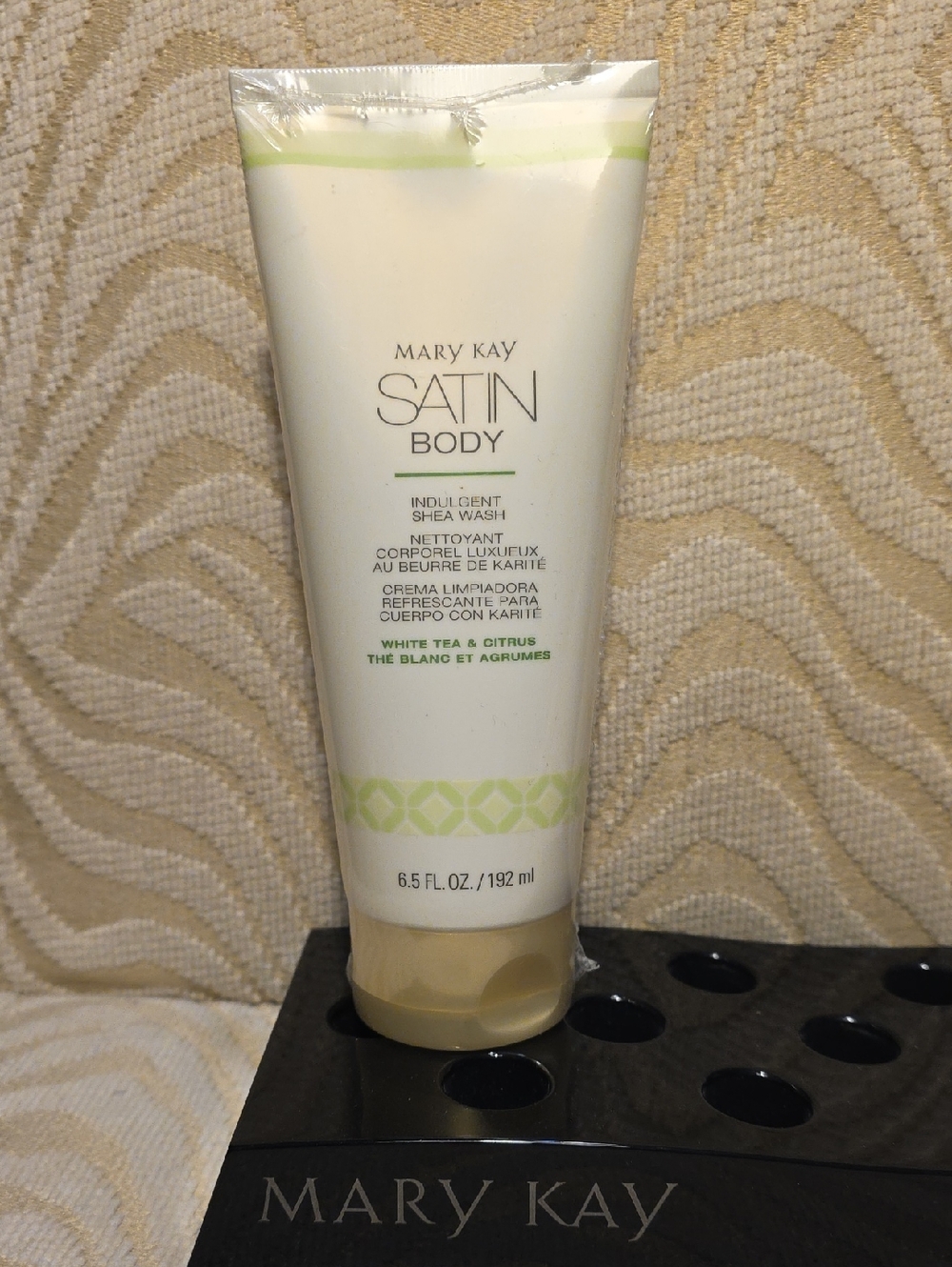 Mary Kay Satin Body Indulgent Shea Wash - White Tea & Citrus